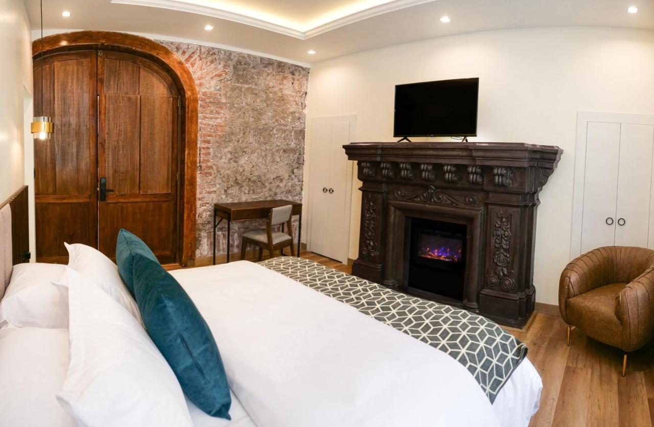 Wanderlot - Hotel Plaza Central Riobamba Exterior foto